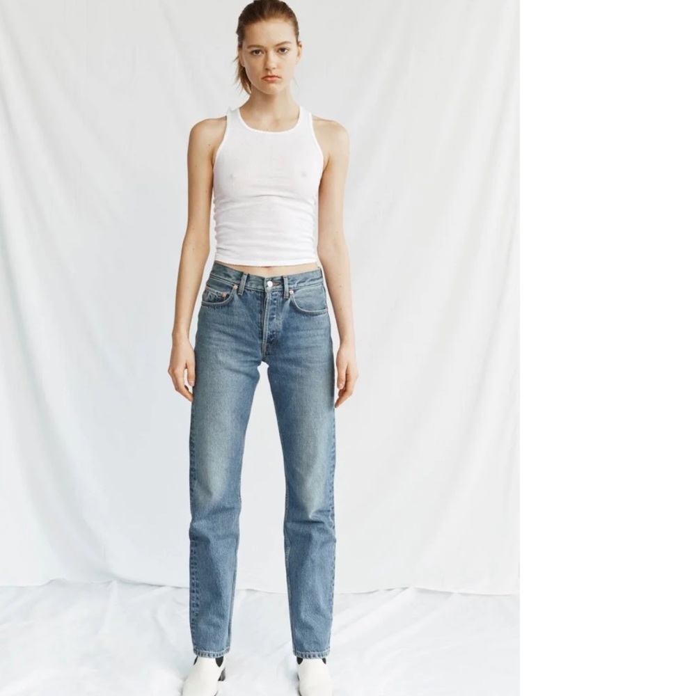 Feel Studio Inc. The Genuine Jean